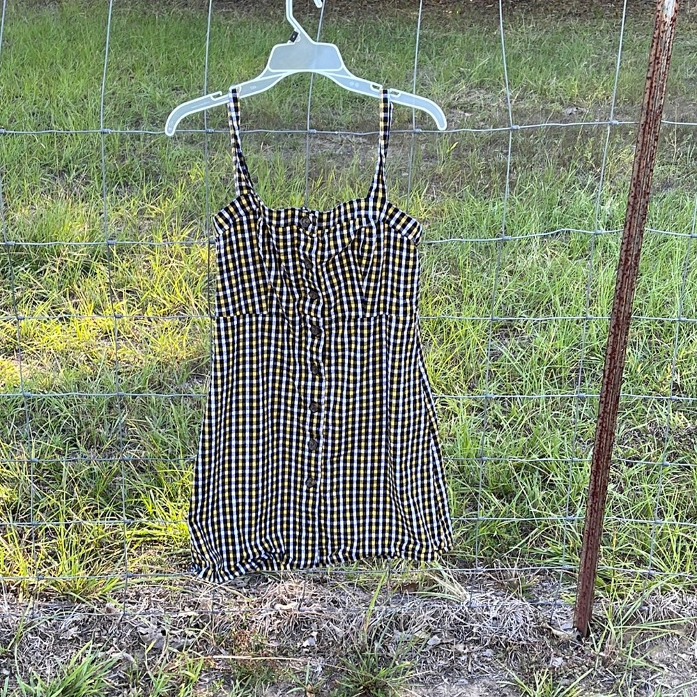 A hollister dress